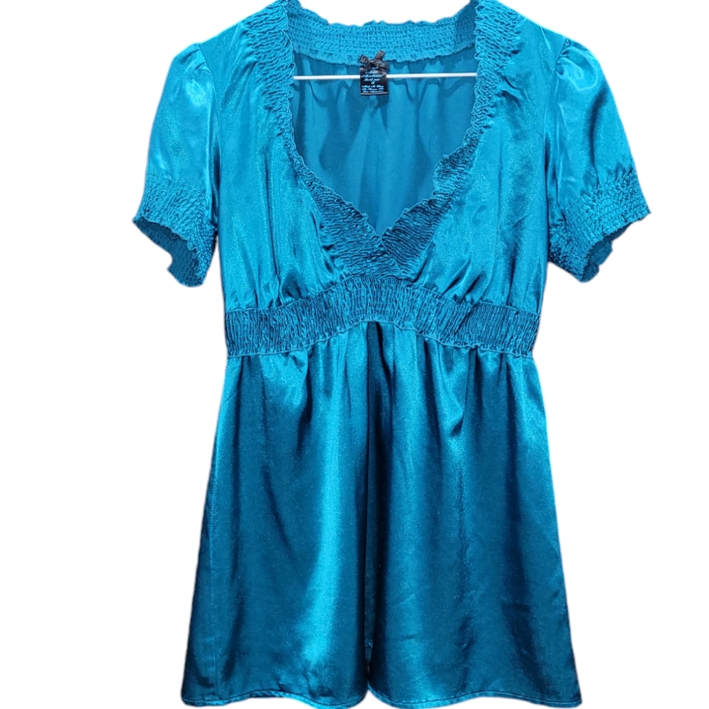 Forever 21 baby doll style blouse Size S